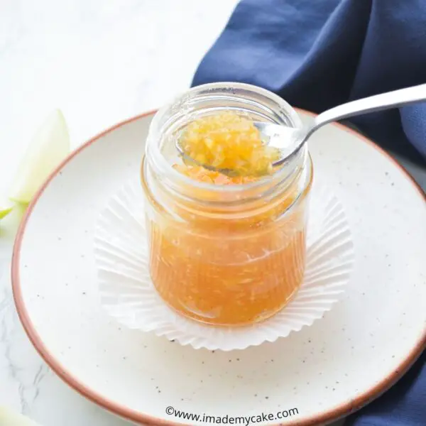 a spoon of green apple jam